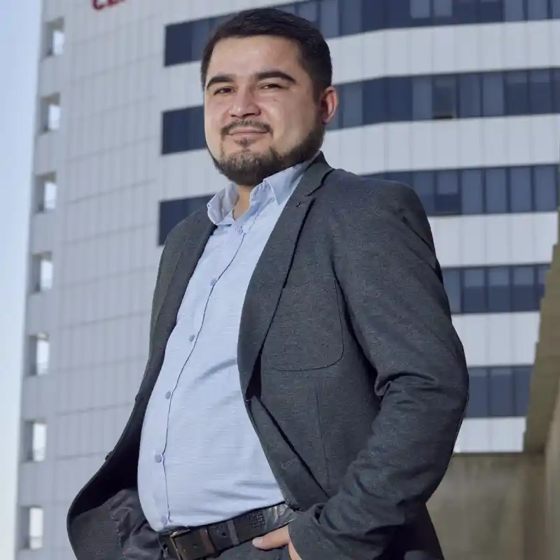 Иззат Махкамов Суннатуллаевич